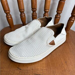 OluKai White Slip-On Women's Flats